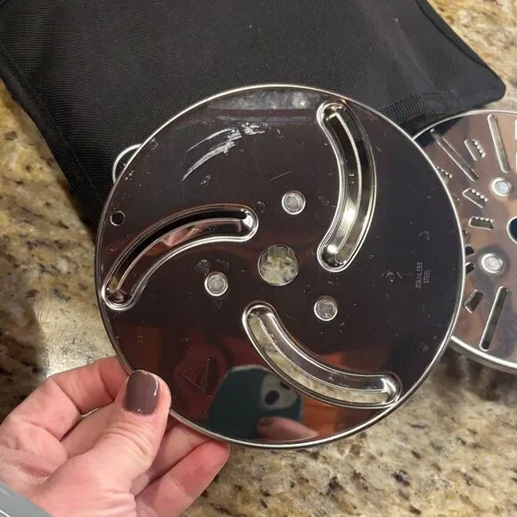 The Pampered Chef Black Kitchen Slicing Accessory - Picture 13 of 16